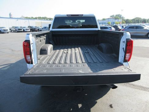 Certified 2025 GMC Sierra 2500 SLE w/ SLE Value Package; AWD/4WD image 8