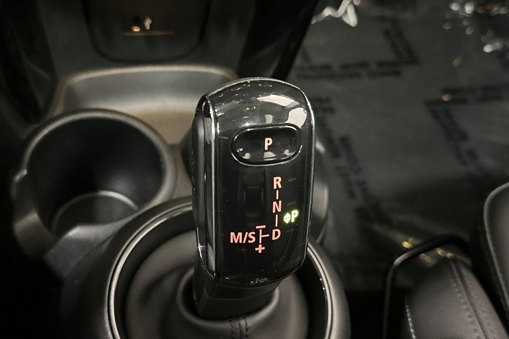 Used 2024 MINI Cooper S FWD image 25
