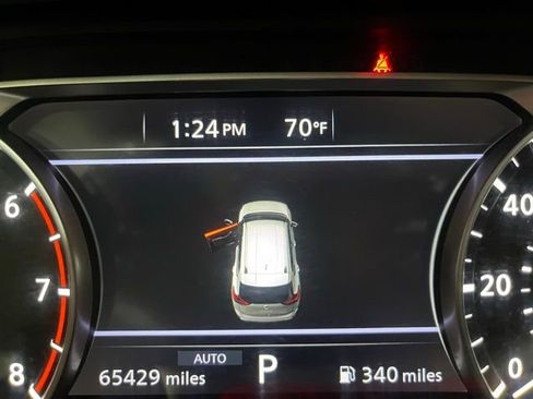 Used 2024 Nissan Rogue SV AWD/4WD image 17