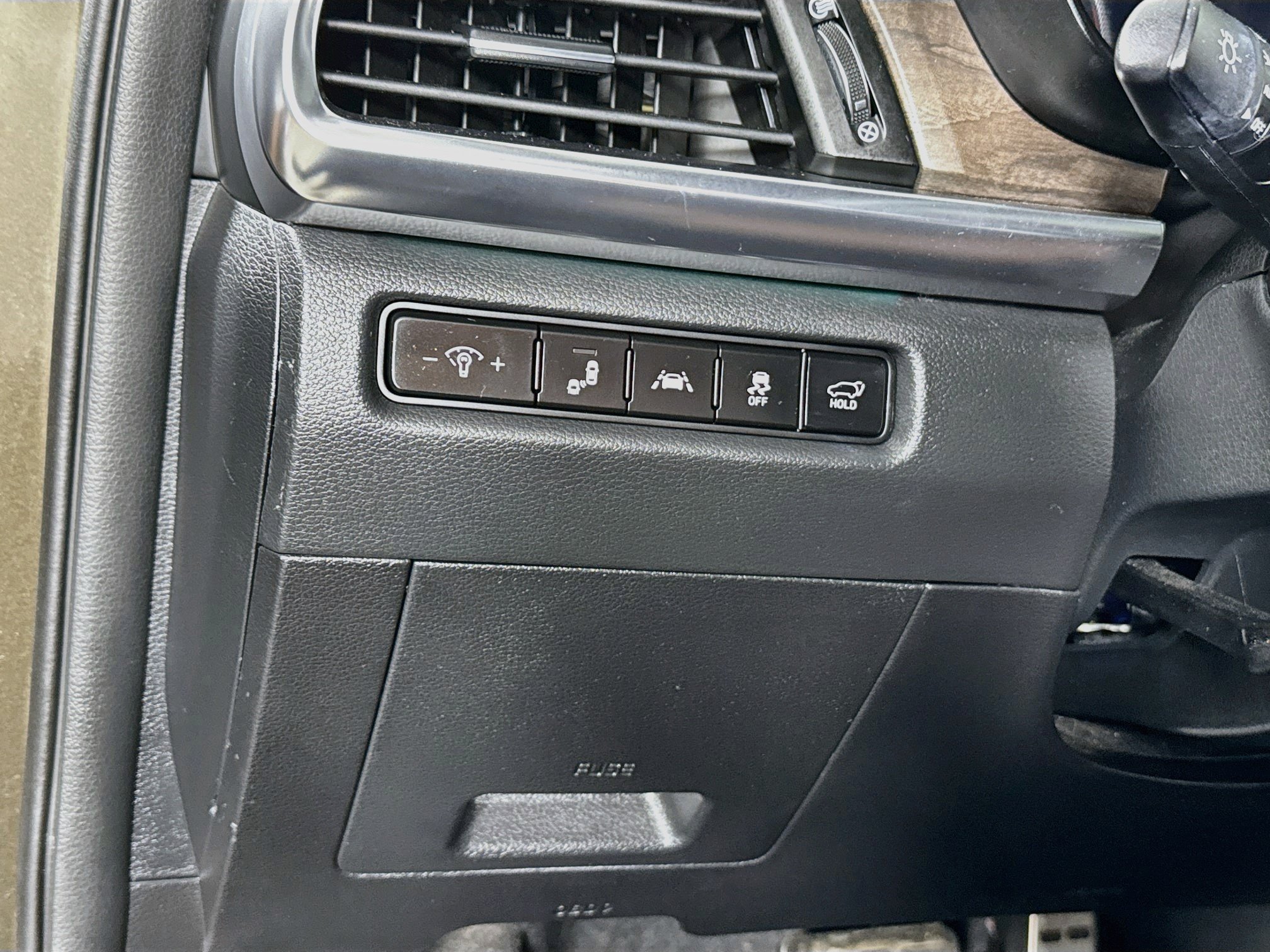 Used 2022 Kia Telluride SX w/ SX Prestige Package AWD/4WD image 10
