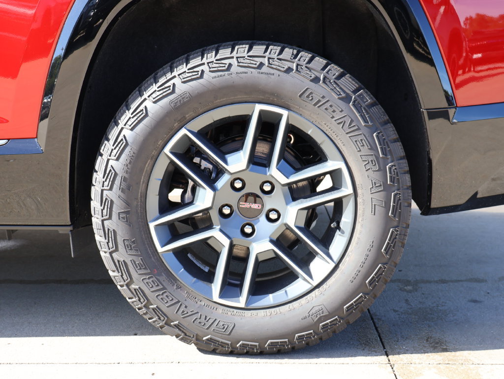 New 2027 GMC Terrain AT4 w/ Convenience Package III AWD/4WD image 40