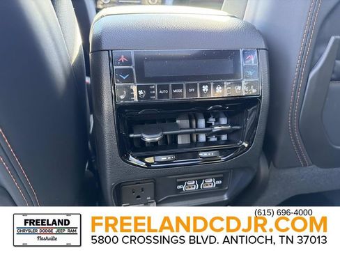 New 2025 Jeep Grand Cherokee L Summit image 17