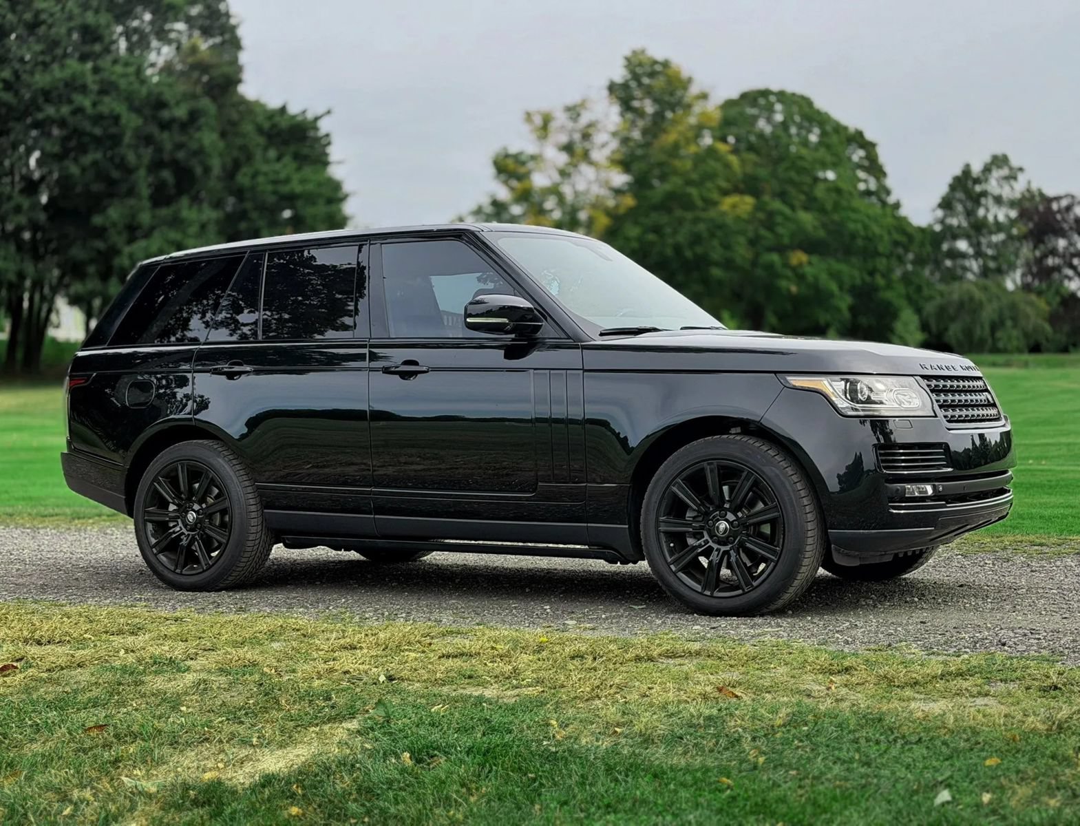 Used 2015 Land Rover Range Rover HSE AWD/4WD image 29
