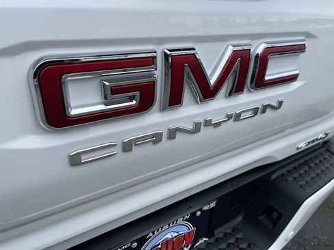 New 2025 GMC Canyon AT4 w/ Nightfall Edition AWD/4WD image 64