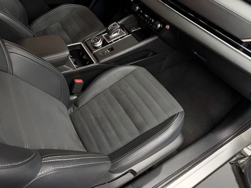 Used 2024 Mitsubishi Outlander SE image 24