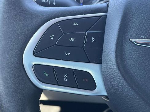 Used 2023 Chrysler Voyager LX FWD image 31