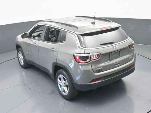 Used 2023 Jeep Compass Latitude AWD/4WD image 45