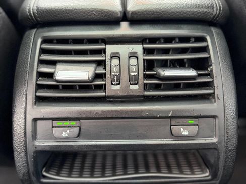 Used 2012 BMW 528i xDrive Sedan image 17