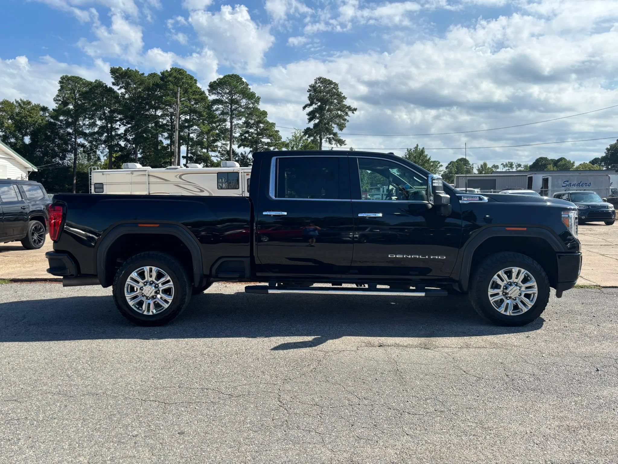 Used 2021 GMC Sierra 2500 Denali w/ Denali Ultimate Package AWD/4WD image 6