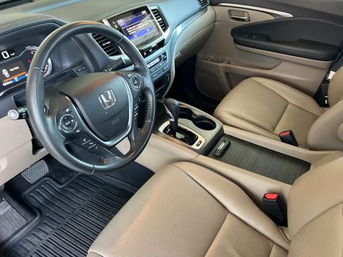 Used 2017 Honda Ridgeline RTL-T image 25
