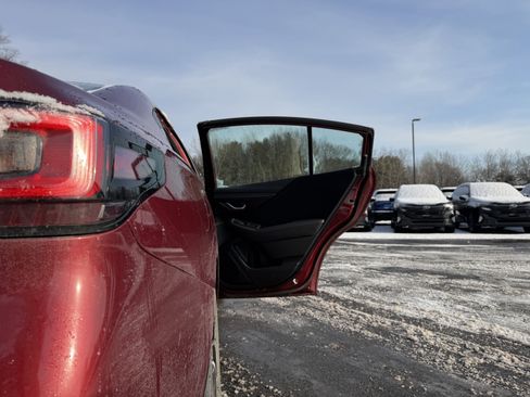 Used 2023 Subaru Legacy Premium image 31