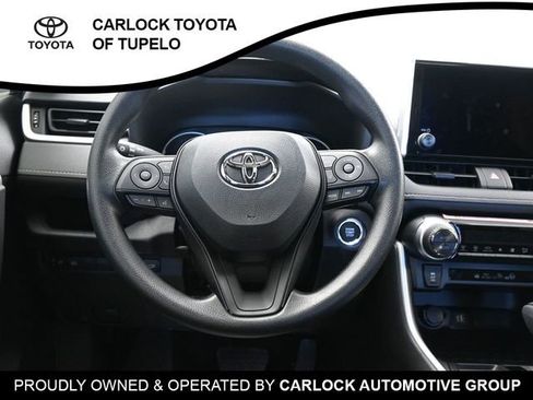 Used 2025 Toyota RAV4 XLE w/ Convenience Package image 27