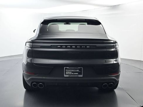 Certified 2025 Porsche Cayenne Coupe AWD/4WD image 13