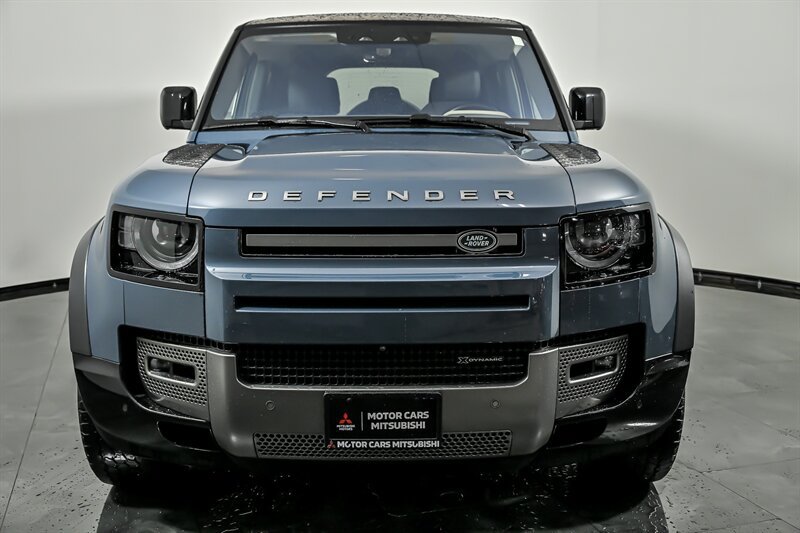 Used 2023 Land Rover Defender 110 X-Dynamic SE AWD/4WD image 4
