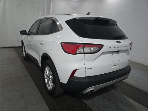 Used 2021 Ford Escape SE AWD/4WD image 2
