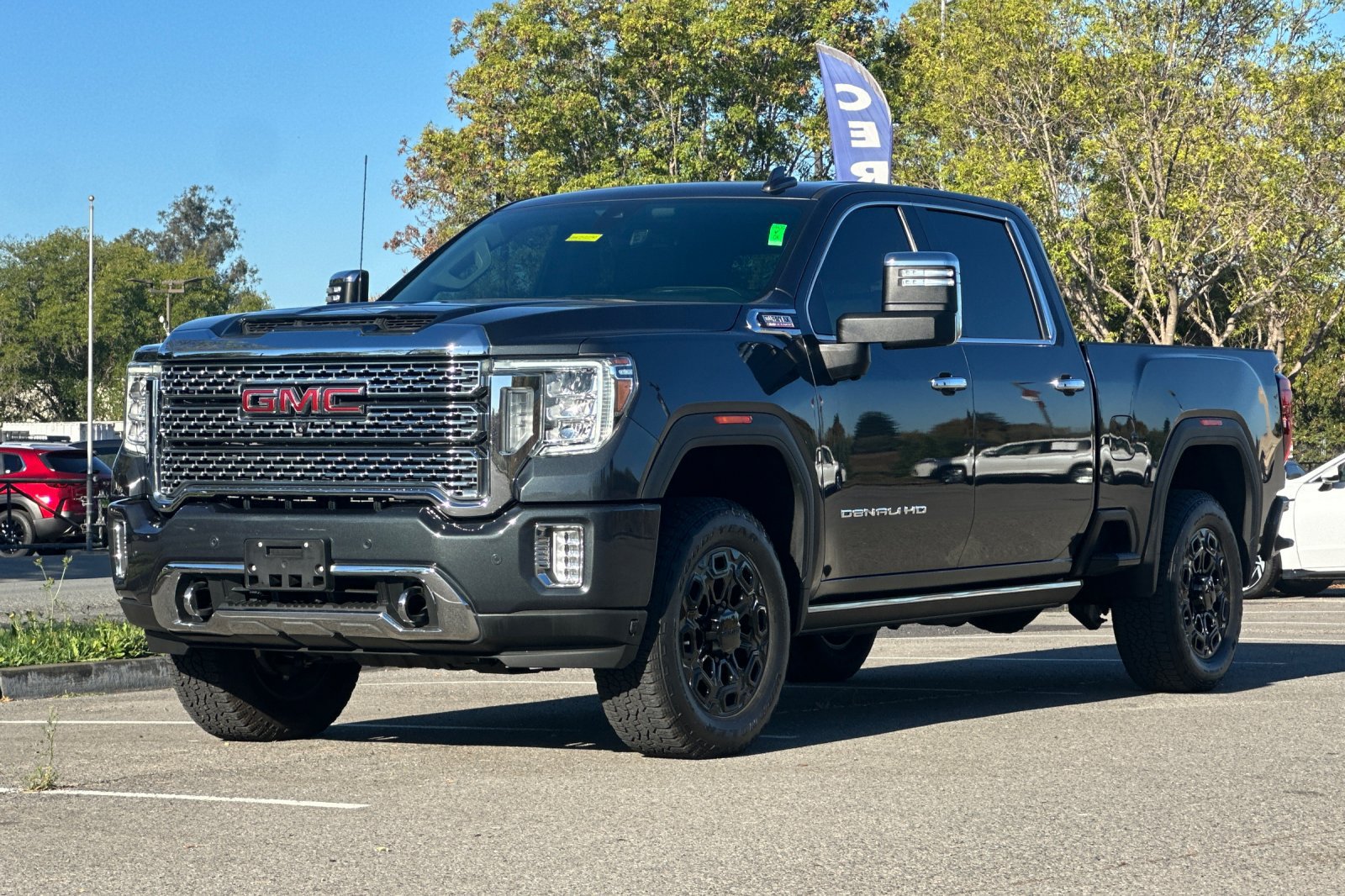Used 2021 GMC Sierra 2500 Denali w/ Denali Ultimate Package AWD/4WD image 8