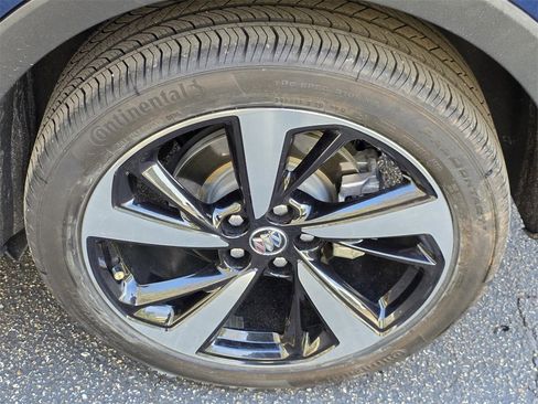 Used 2022 Buick Envision Essence w/ Technology Package I image 53