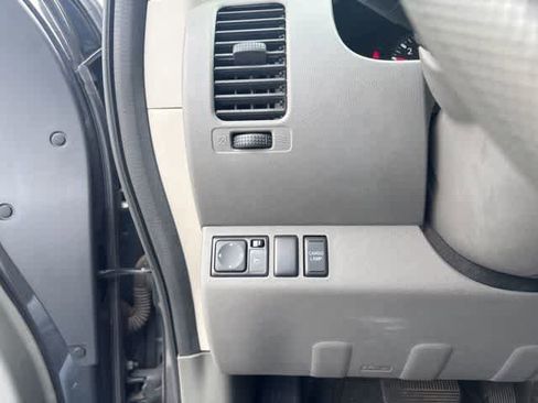 Used 2014 Nissan Frontier SV RWD image 10