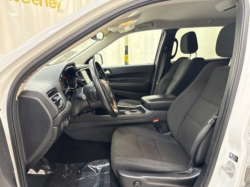 Used 2022 Dodge Durango SXT image 12