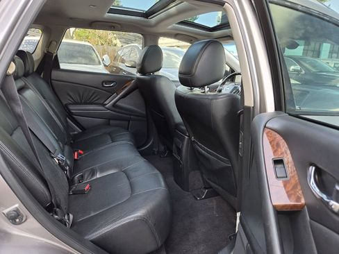 Used 2009 Nissan Murano LE AWD/4WD image 17