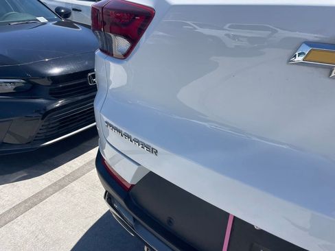 Used 2022 Chevrolet TrailBlazer ACTIV w/ Technology Package FWD image 4