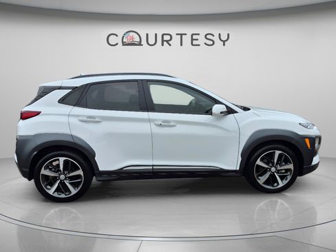 Certified 2021 Hyundai Kona Ultimate w/ Cargo Package FWD image 6