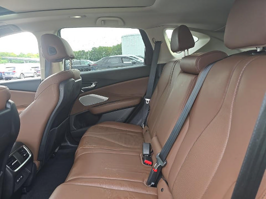 Used 2024 Acura RDX w/ Technology Package AWD/4WD image 4