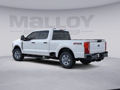New 2026 Ford F250 XLT w/ FX4 Off-Road Package AWD/4WD image 4
