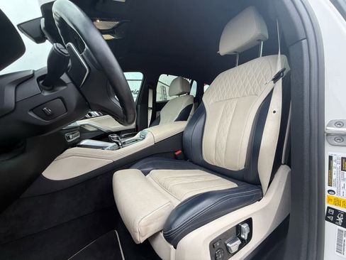 Used 2022 BMW X6 M50i AWD/4WD image 6