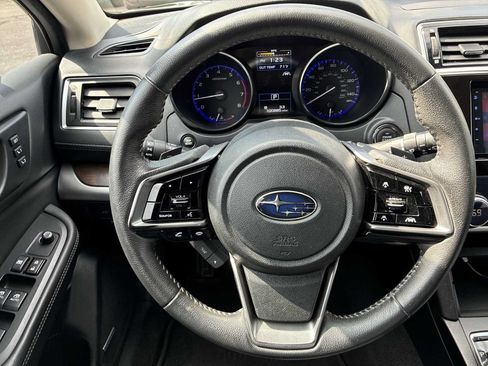 Used 2019 Subaru Outback 2.5i Limited AWD/4WD image 13
