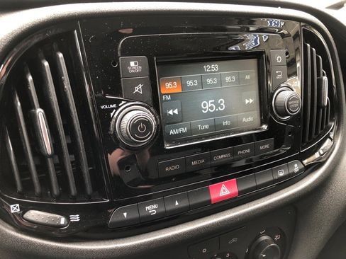 Used 2017 RAM ProMaster City Tradesman SLT w/ Rear Back-up Camera Group FWD image 28