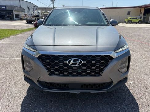 Used 2019 Hyundai Santa Fe SE image 8