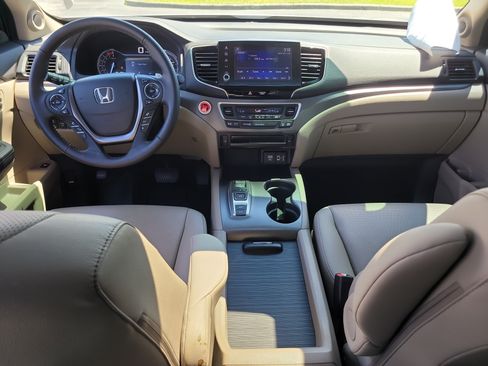 Used 2023 Honda Ridgeline RTL image 16