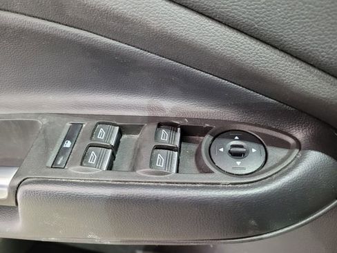 Used 2019 Ford Escape SE image 46