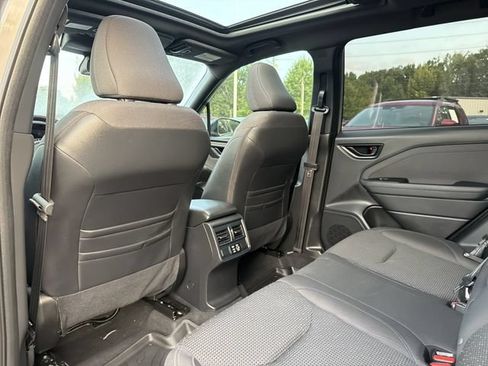 Certified 2025 Subaru Forester Premium AWD/4WD image 12
