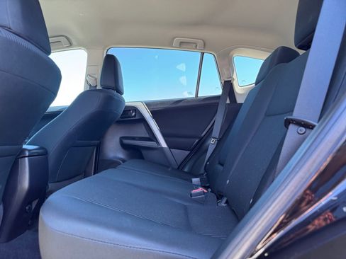 Used 2017 Toyota RAV4 LE w/ Carpet Mat Package FWD image 17