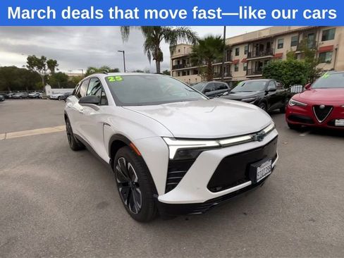 New 2025 Chevrolet Blazer EV RS w/ Super Cruise Package image 2