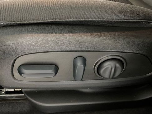 Used 2023 Chevrolet Bolt LT image 25