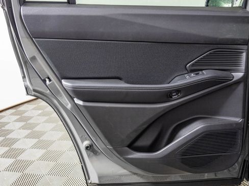 New 2026 Jeep Cherokee Laredo image 37