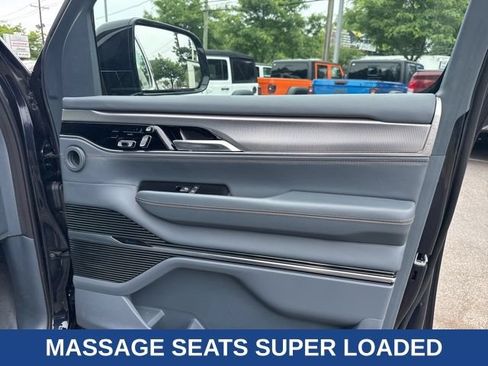 Used 2023 Jeep Grand Wagoneer L Series II w/ Premium Group II AWD/4WD image 37