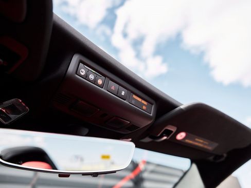 Used 2022 Chevrolet Corvette Stingray Preferred Conv w/ Z51 Performance Package image 63