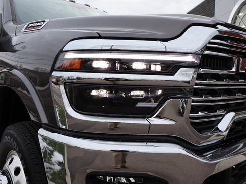 Used 2025 RAM 3500 Longhorn image 5