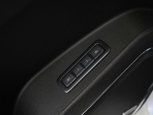 Used 2019 Chevrolet Tahoe Premier w/ Premier Plus Edition image 27