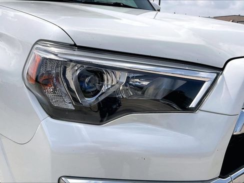 Used 2021 Toyota 4Runner Limited AWD/4WD image 33