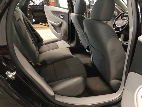 Used 2017 Chevrolet Impala LS image 17