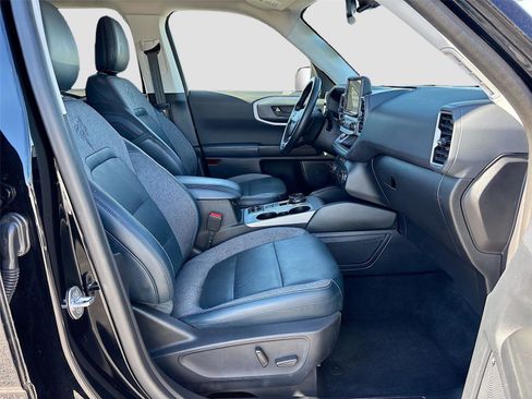 Used 2021 Ford Bronco Sport Outer Banks w/ Outer Banks Package (96D) image 33