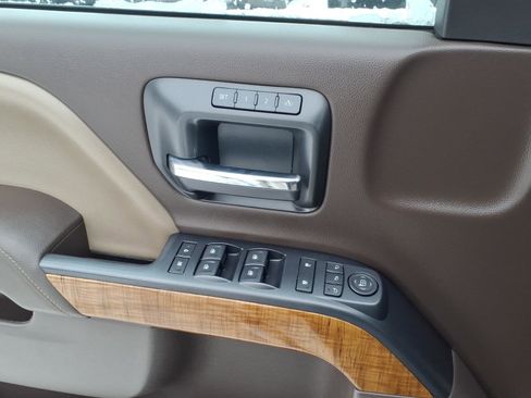 Used 2015 GMC Sierra 1500 SLT w/ SLT Crew Cab Value Package image 16