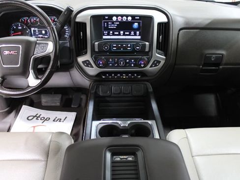 Used 2018 GMC Sierra 1500 SLT AWD/4WD image 31