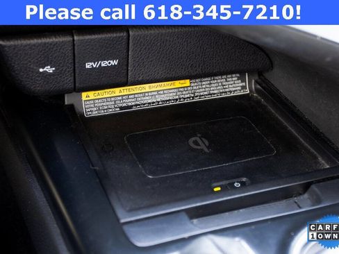 Used 2020 Toyota Camry XLE image 35