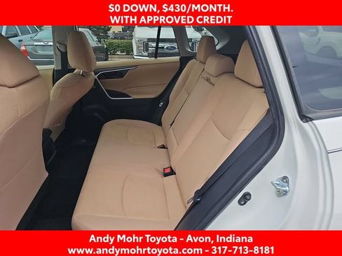 Used 2021 Toyota RAV4 LE FWD image 11